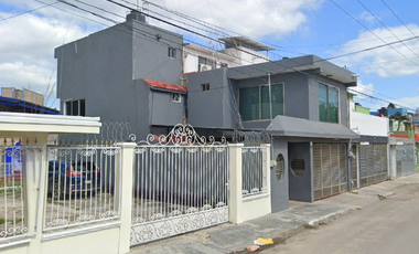 VENTA DE CASA CALLE MANUEL ACUÑA CENTRO CHETUMAL Q R