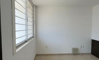 AMPLIA CASA EN FRACCIONAMIENTO LOS ALMENDROS CON SEGURIDAD 24/7.