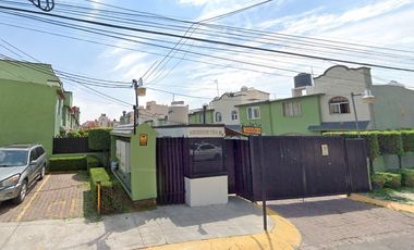 BONITA Y AMPLIA CASA, EXCELENTE UBICACIÓN EN LA UH VALLE DEL TENAYO TLALNEPANTLA, A UNOS MINUTOS DE LA CDMX!!! -NO CRÉDITOS-