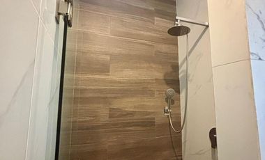 Hermosa Casa en Sendas Capital norte con seguridad 24/7.