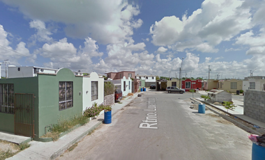 Casa 🏡 de oportunidad en Rtno. Luxemburgo, Hacienda las Fuentes, Reynosa, Tamps., México✨💵