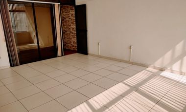 MIRAFLORES, VENTA OFICINA  UBICACIÓN ESPETACULAR Esq. Larco/Schell