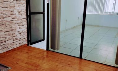 MIRAFLORES, VENTA OFICINA  UBICACIÓN ESPETACULAR Esq. Larco/Schell