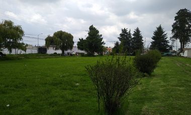 Terreno en renta Esquina en Zona industrial en Av. Lombardo Toledano Toluca $70 × m²