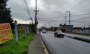 Terreno en renta Esquina en Zona industrial en Av. Lombardo Toledano Toluca $70 × m²
