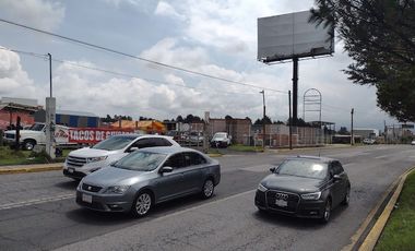 Terreno en Renta en Av. Codagem en Metepec $65 × m²