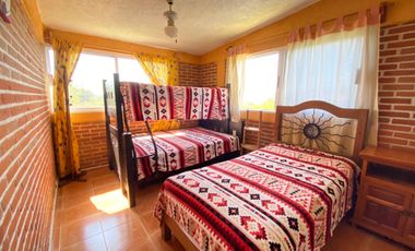 Casa en Venta sola con alberca jardín amplio en Yautepec Morelos