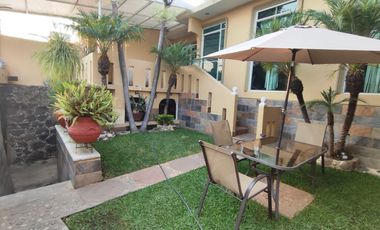 Se vende Casa de una sola planta con 2 recámaras en  200 m2 de construcción. Colonia El Empleado, Cuernavaca, Mor.
