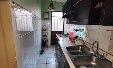 Se vende Casa de una sola planta con 2 recámaras en  200 m2 de construcción. Colonia El Empleado, Cuernavaca, Mor.