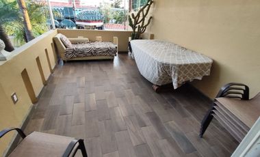 Se vende Casa de una sola planta con 2 recámaras en  200 m2 de construcción. Colonia El Empleado, Cuernavaca, Mor.