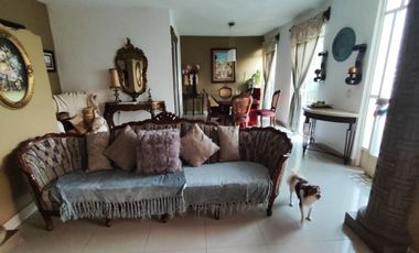 Se vende Casa de una sola planta con 2 recámaras en  200 m2 de construcción. Colonia El Empleado, Cuernavaca, Mor.