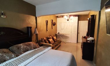 Se vende Casa de una sola planta con 2 recámaras en  200 m2 de construcción. Colonia El Empleado, Cuernavaca, Mor.