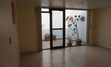 CASA EN RENTA JARDINES DE SAN MATEO