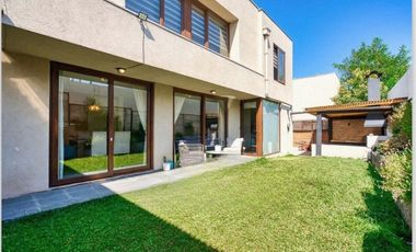 HERMOSA CASA ESTILO MEDITERRANEO- 5 DORMITORIOS-4 BAÑOS, CERCANA AL BRITISH ROYAL SCHOOL- LA REINA