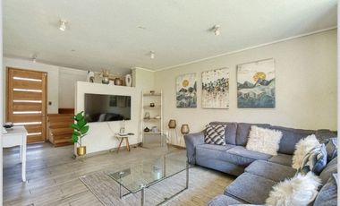 HERMOSA CASA ESTILO MEDITERRANEO- 5 DORMITORIOS-4 BAÑOS, CERCANA AL BRITISH ROYAL SCHOOL- LA REINA