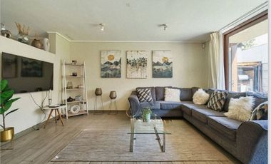 HERMOSA CASA ESTILO MEDITERRANEO- 5 DORMITORIOS-4 BAÑOS, CERCANA AL BRITISH ROYAL SCHOOL- LA REINA