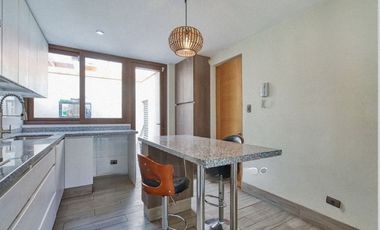 HERMOSA CASA ESTILO MEDITERRANEO- 5 DORMITORIOS-4 BAÑOS, CERCANA AL BRITISH ROYAL SCHOOL- LA REINA