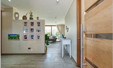 HERMOSA CASA ESTILO MEDITERRANEO- 5 DORMITORIOS-4 BAÑOS, CERCANA AL BRITISH ROYAL SCHOOL- LA REINA