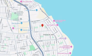 Hermosa y amplia casa en remate, excelente ubicación!