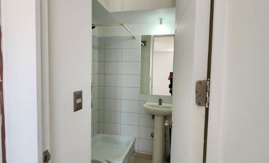 DEPARTAMENTO HERMOSO STUDIO FRAY CAMILO METRO IRARRAZABAL  1.350 UF