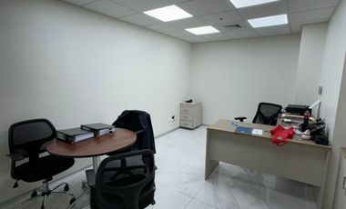 Oficina Prime de 289 m² con Vista a Javier Prado en Santiago de Surco
