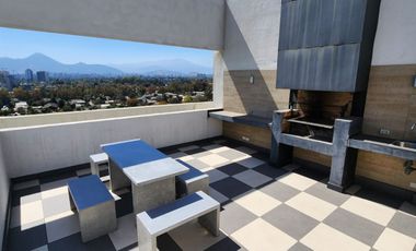 SE VENDE AMPLIO DEPARTAMENTO EN FRENTE AL MALL PLAZA EGAÑA LA REINA, 3 DORMITORIOS