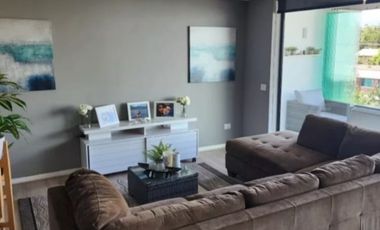 SE VENDE AMPLIO DEPARTAMENTO EN FRENTE AL MALL PLAZA EGAÑA LA REINA, 3 DORMITORIOS