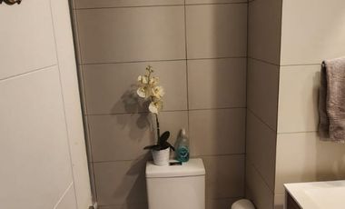 SE VENDE AMPLIO DEPARTAMENTO EN FRENTE AL MALL PLAZA EGAÑA LA REINA, 3 DORMITORIOS