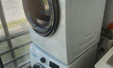 SE VENDE AMPLIO DEPARTAMENTO EN FRENTE AL MALL PLAZA EGAÑA LA REINA, 3 DORMITORIOS