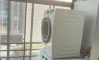 SE VENDE AMPLIO DEPARTAMENTO EN FRENTE AL MALL PLAZA EGAÑA LA REINA, 3 DORMITORIOS