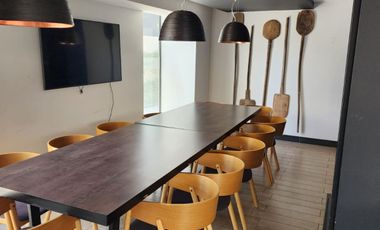 SE VENDE AMPLIO DEPARTAMENTO EN FRENTE AL MALL PLAZA EGAÑA LA REINA, 3 DORMITORIOS