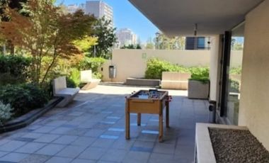 SE VENDE AMPLIO DEPARTAMENTO EN FRENTE AL MALL PLAZA EGAÑA LA REINA, 3 DORMITORIOS