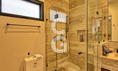 Casa en Venta en Cancun en Residencial Aqua con Alberca y 4 Recamaras