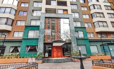 Leon Propiedades arrienda departamento en Santiago centro.