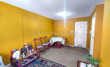 Leon Propiedades arrienda departamento en Santiago centro.