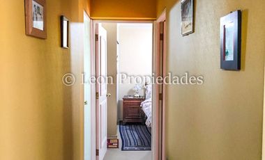 Leon Propiedades arrienda departamento en Santiago centro.