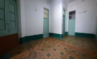 HERMOSA CASA EN 1ER PISO EN STA BEATRIZ, CERCADO DE LIMA