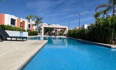 Casa Nueva y Amueblada en Renta - Condominio Exclusivo