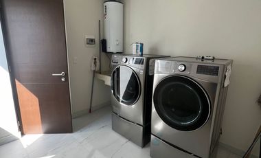 Casa Nueva y Amueblada en Renta - Condominio Exclusivo