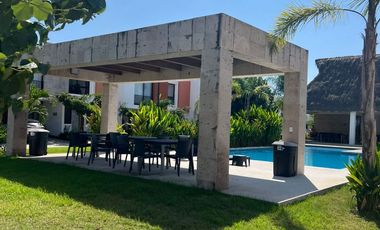 Casa Nueva y Amueblada en Renta - Condominio Exclusivo