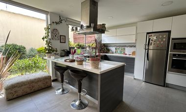 Casa de venta en tumbaco sector hilacril dentro de conjunto