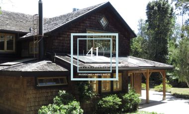 EN VENTA PUERTO VARAS CASA MÁS TALLER, INVERNADERO Y HOT TUB.