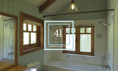 EN VENTA PUERTO VARAS CASA MÁS TALLER, INVERNADERO Y HOT TUB.