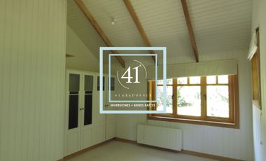 EN VENTA PUERTO VARAS CASA MÁS TALLER, INVERNADERO Y HOT TUB.