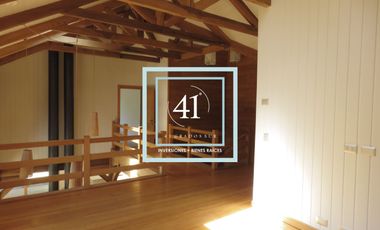 EN VENTA PUERTO VARAS CASA MÁS TALLER, INVERNADERO Y HOT TUB.