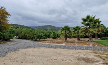 HERMOSA PARCELA PLANA CON CASA UN EXCLUSIVO CONDOMINIO