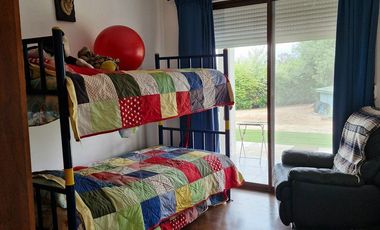 HERMOSA PARCELA PLANA CON CASA UN EXCLUSIVO CONDOMINIO