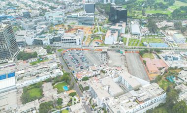 VENTA DE EXCLUSIVO DÚPLEX DE 400 M² EN ZONA RESIDENCIAL – SURCO  A solo minutos de la Universidad de Lima y el Jockey Plaza