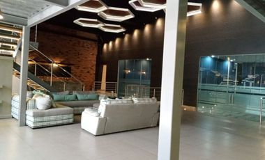 EDIFICIO COMERCIAL EN VENTA, CIUDAD GUZMAN, ZAPOTLAN EL GRANDE, JAL.