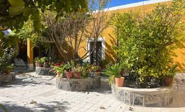 CASA EN VENTA EN EL CENTRO DE PARRAS DE LA FUENTE,  COAHUILA.